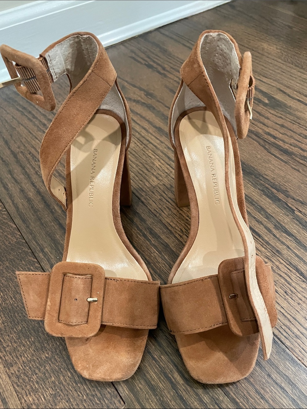 Banana Republic Cognac Suede Block Heel Sandals
